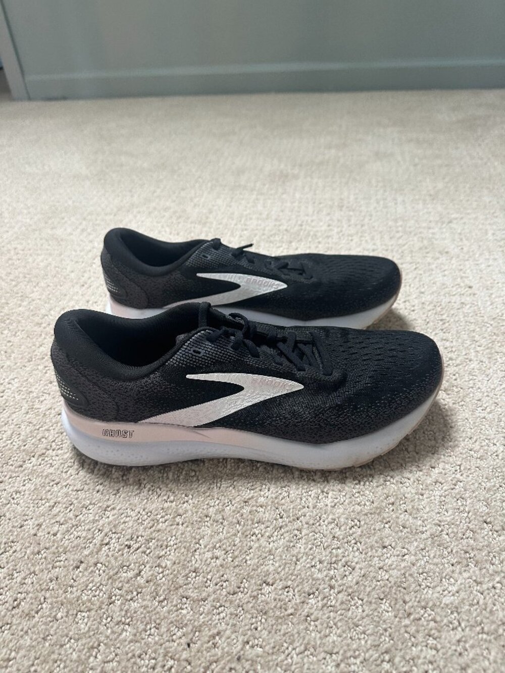 Brooks Ghost 16 Women’s 11.5 Black White Orchid Ice Running Shoes 1204071B077
